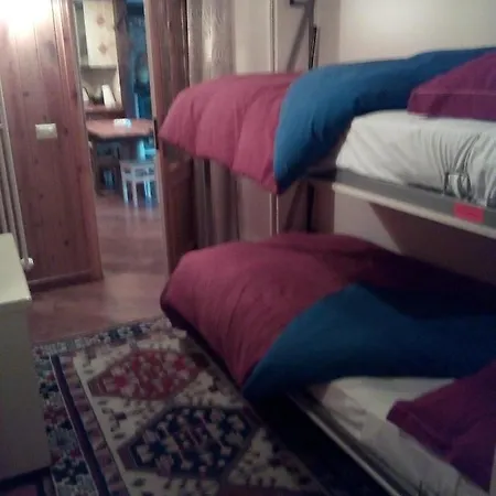 Enchanting In Gratillon With Mountain View And Sauna * Villeneuve