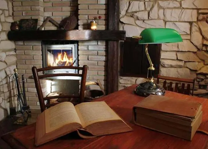 Enchanting In Gratillon With Mountain View And Sauna * 빌레누베