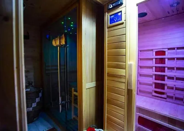 Enchanting In Gratillon With Mountain View And Sauna 샬레 *